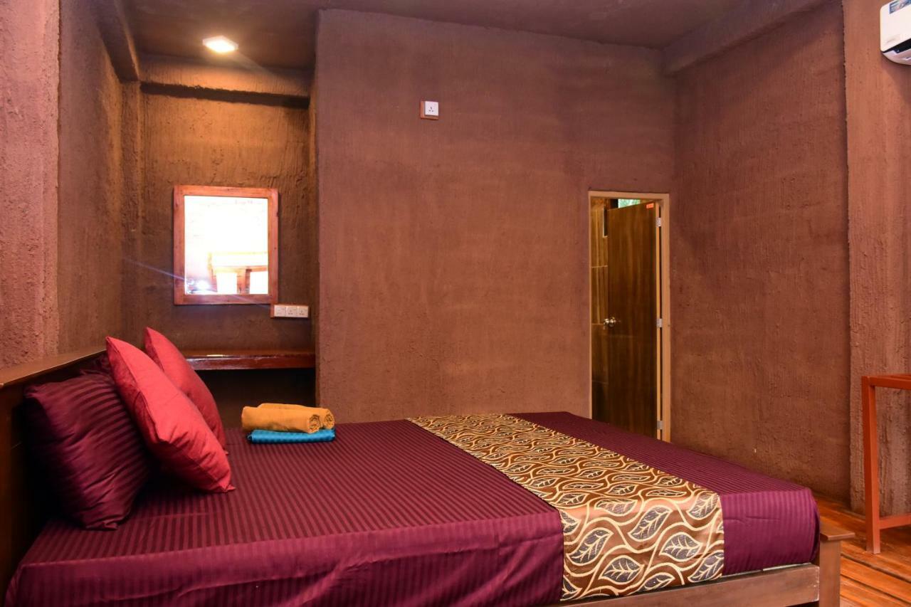 Sun And Green Eco Lodge - ダンブッラ エクステリア 写真